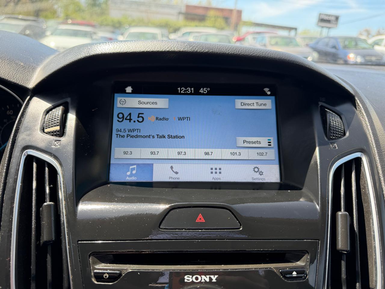 Ford Focus SEL Sedan 2017