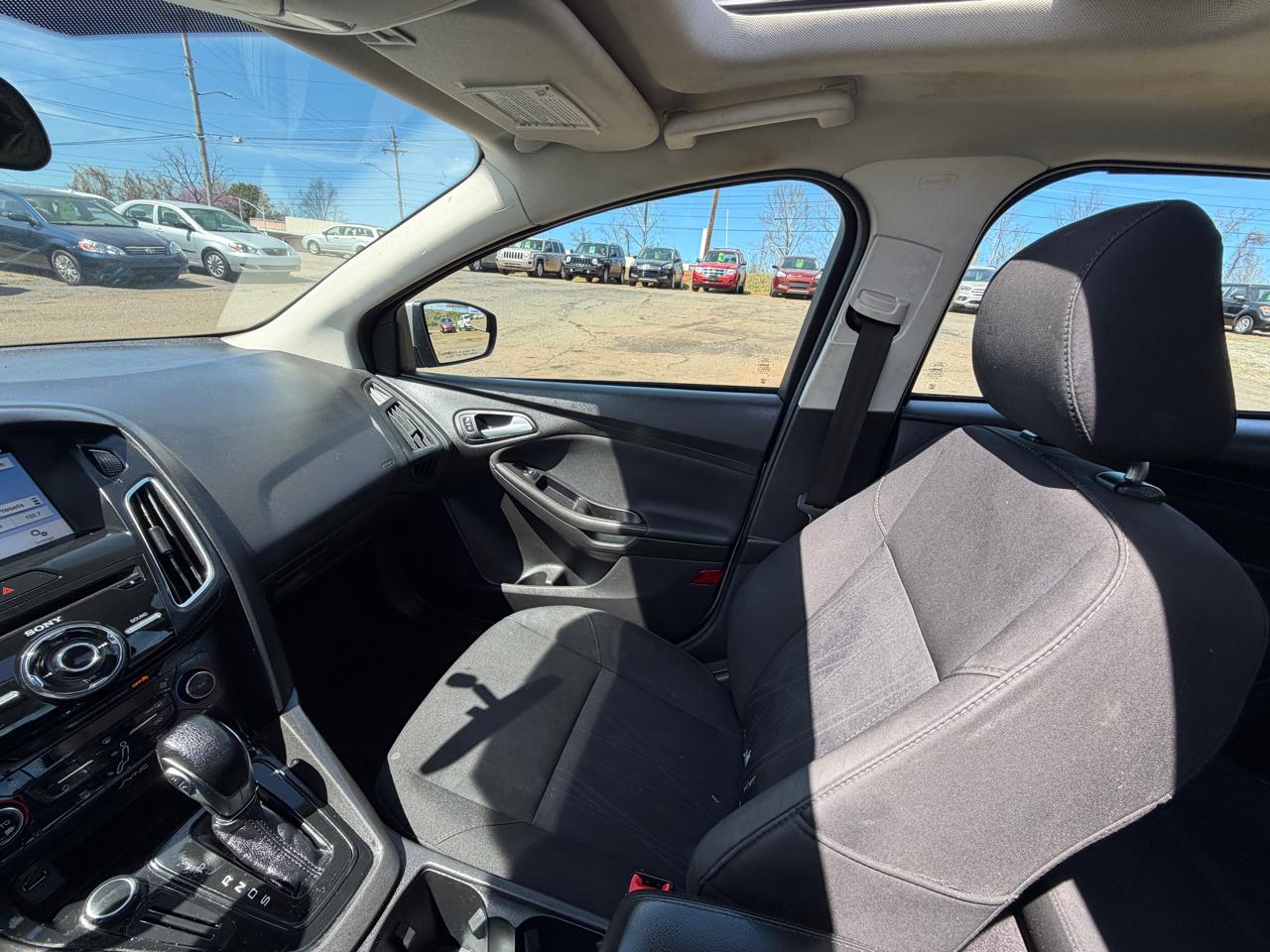 Ford Focus SEL Sedan 2017