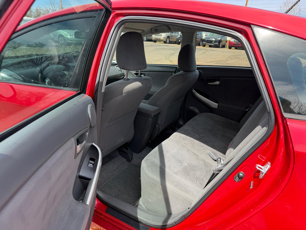 Toyota Prius Prius V 2010