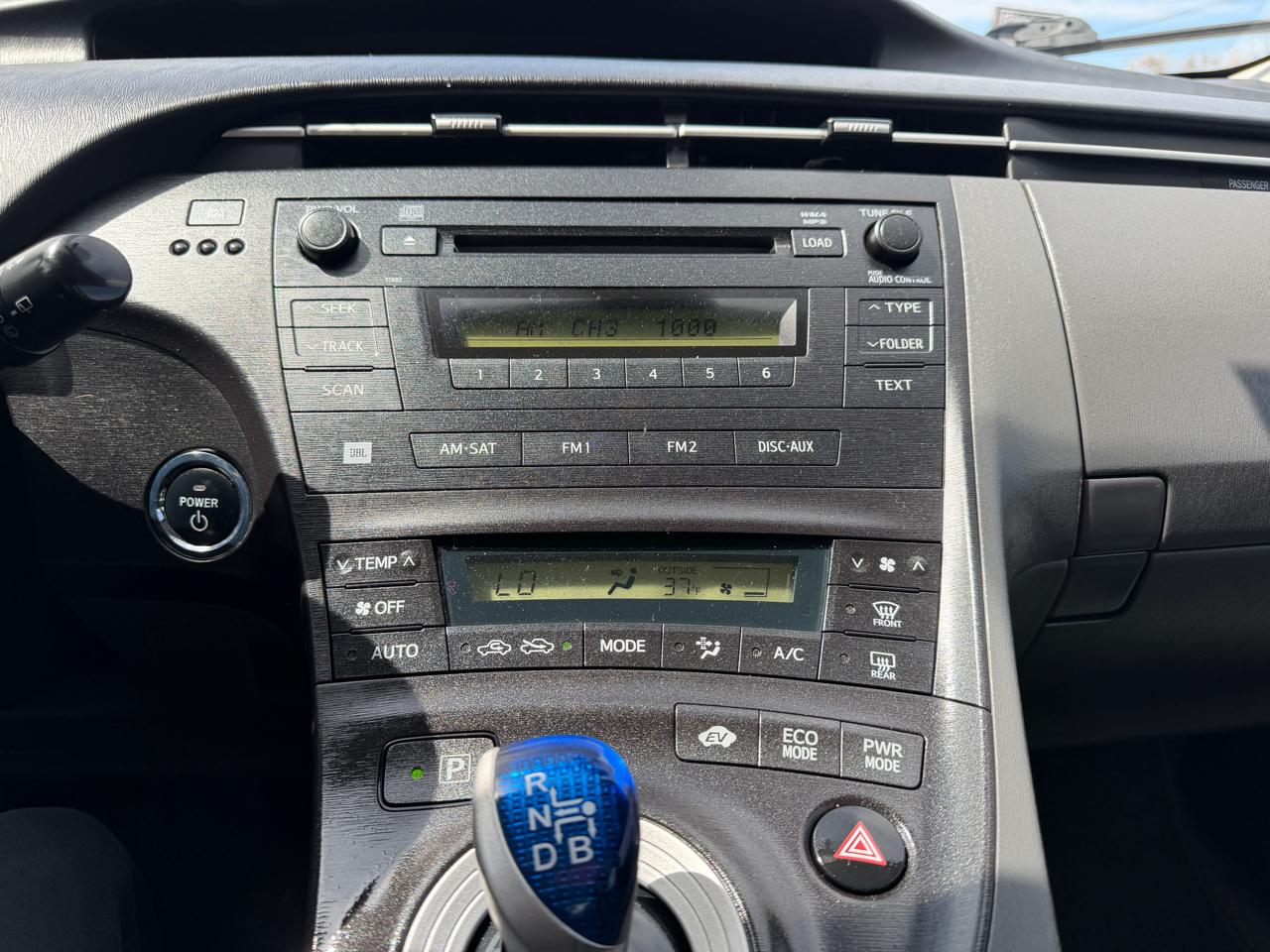 Toyota Prius Prius V 2010