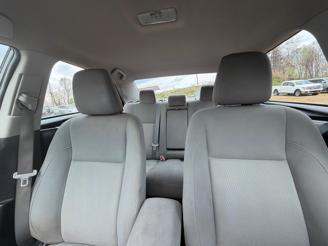 Toyota Corolla LE 2015