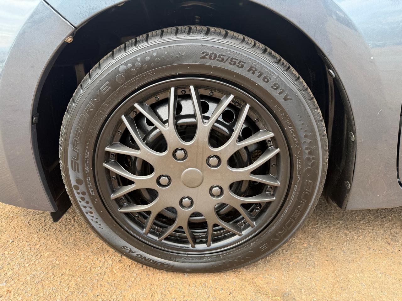 Toyota Corolla LE 2015