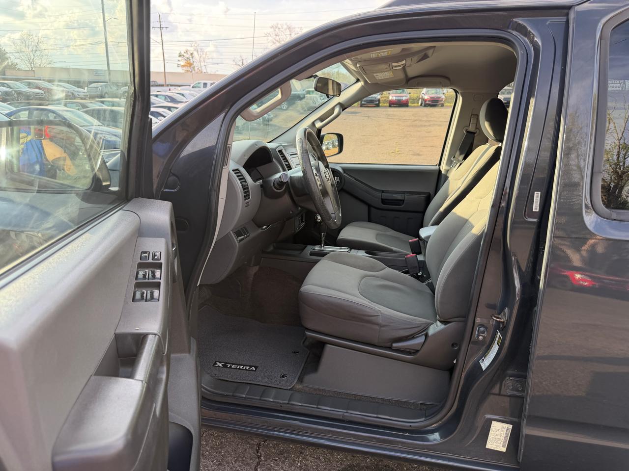 Nissan Xterra X 2015