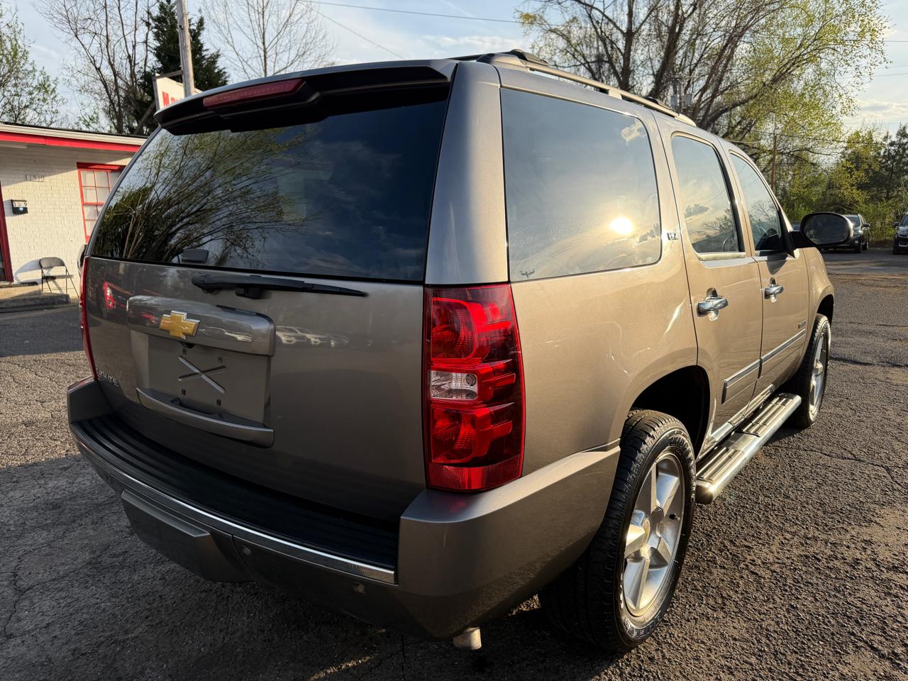 Chevrolet Tahoe LTZ 2013
