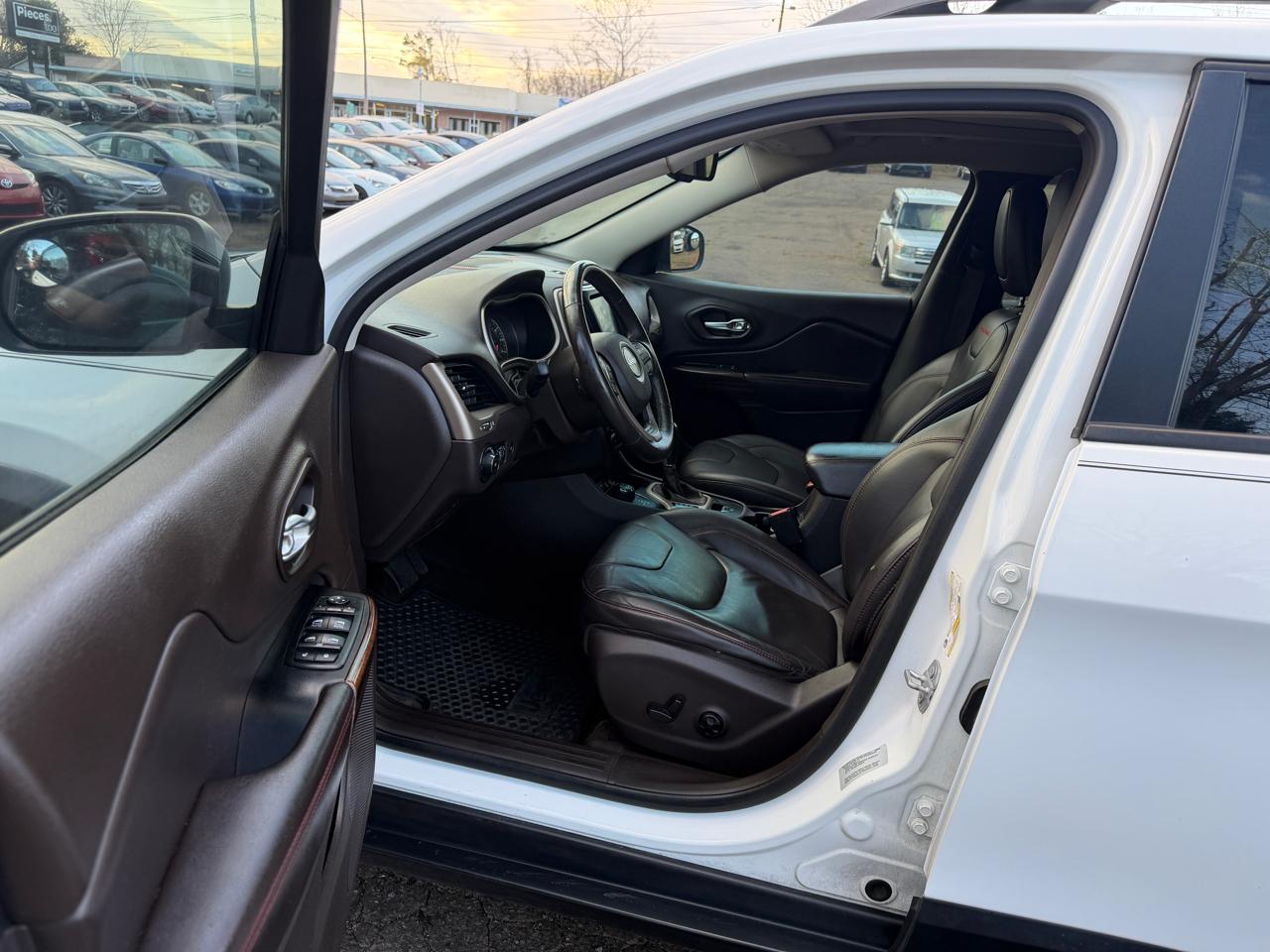 Jeep Cherokee Trailhawk 2015