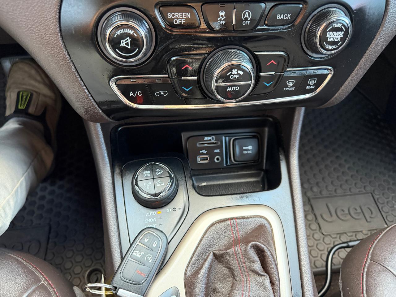 Jeep Cherokee Trailhawk 2015