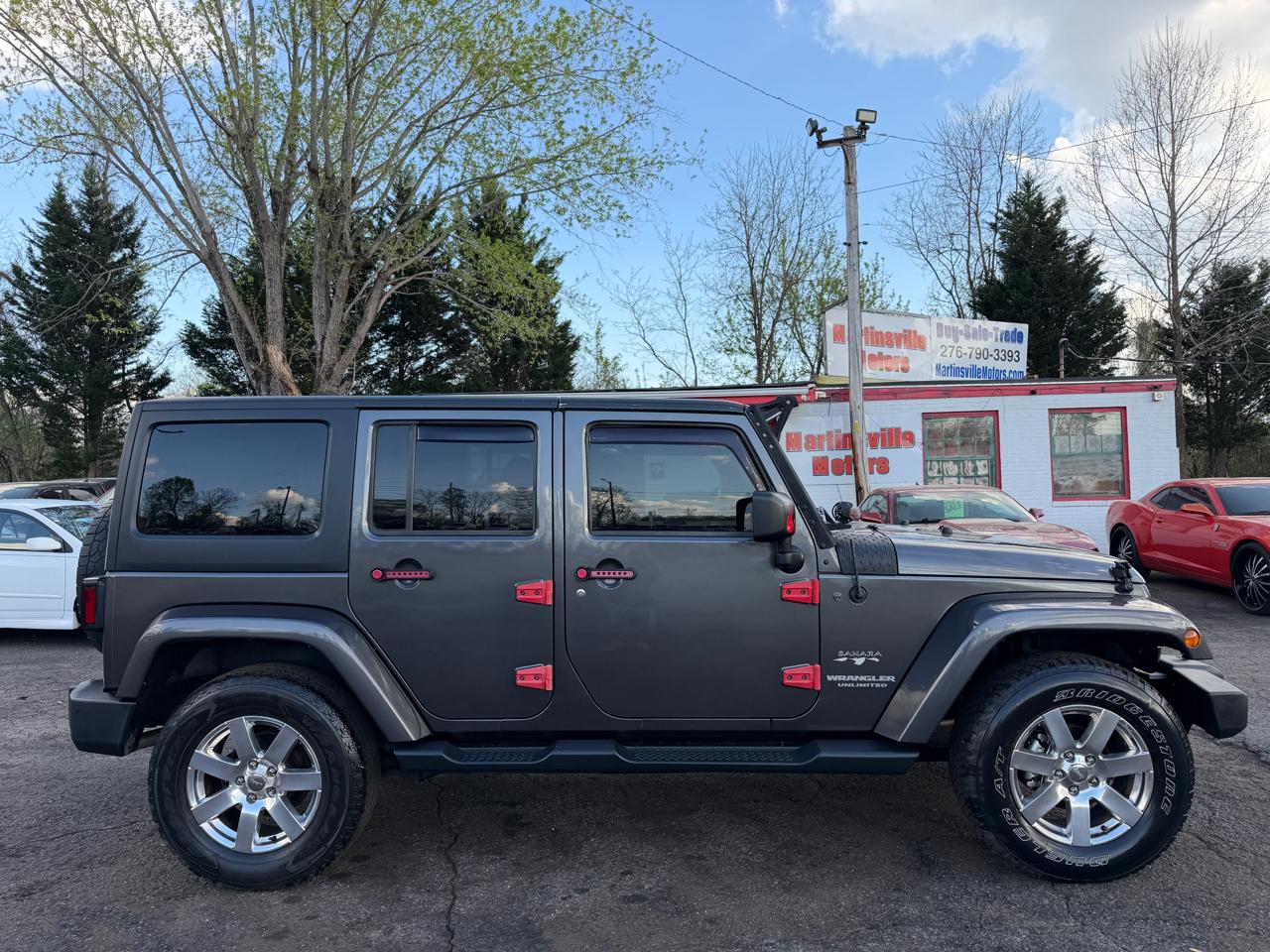 Jeep Wrangler Unlimited Sahara 4WD 2017