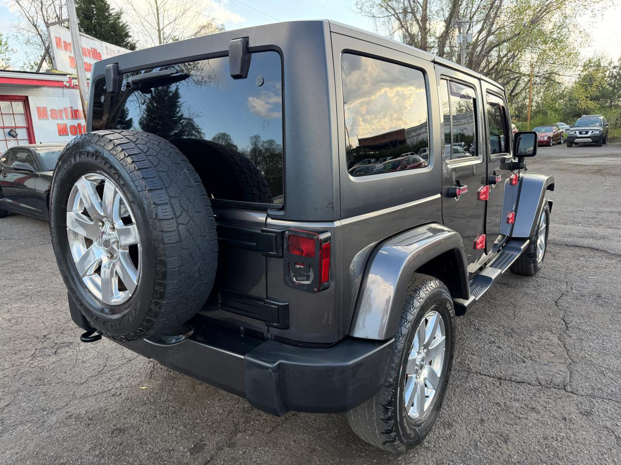 Jeep Wrangler Unlimited Sahara 4WD 2017