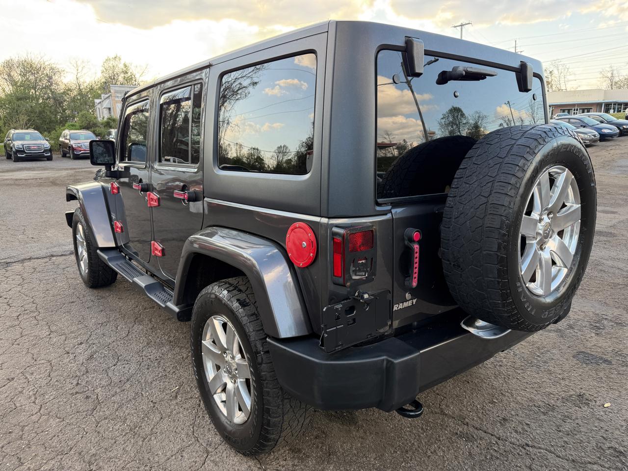 Jeep Wrangler Unlimited Sahara 4WD 2017