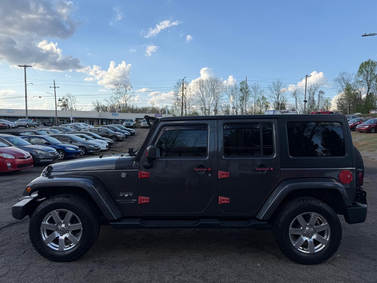 Jeep Wrangler Unlimited Sahara 4WD 2017