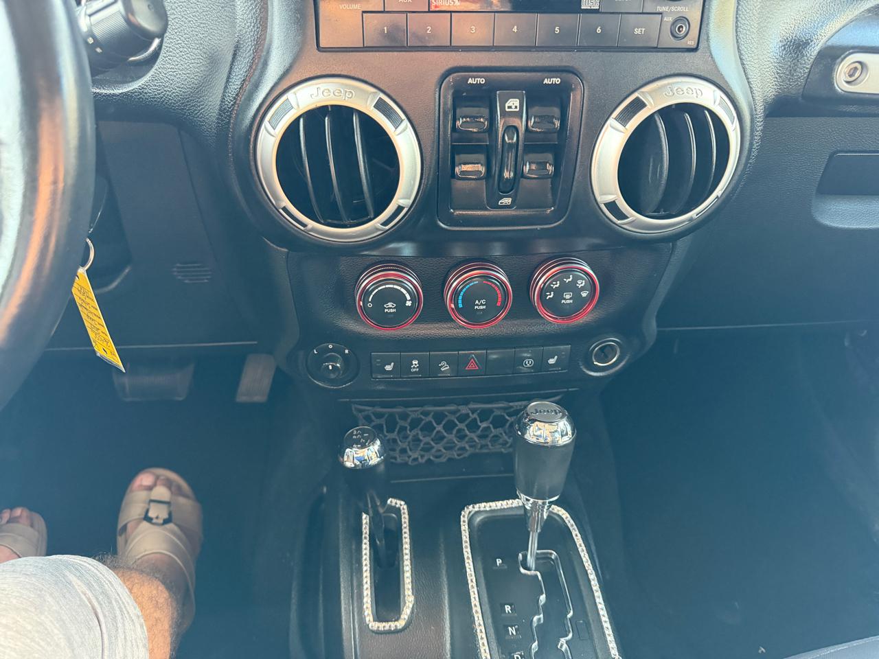 Jeep Wrangler Unlimited Sahara 4WD 2017