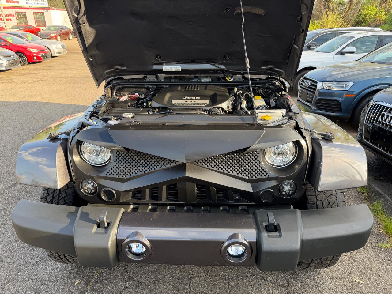 Jeep Wrangler Unlimited Sahara 4WD 2017