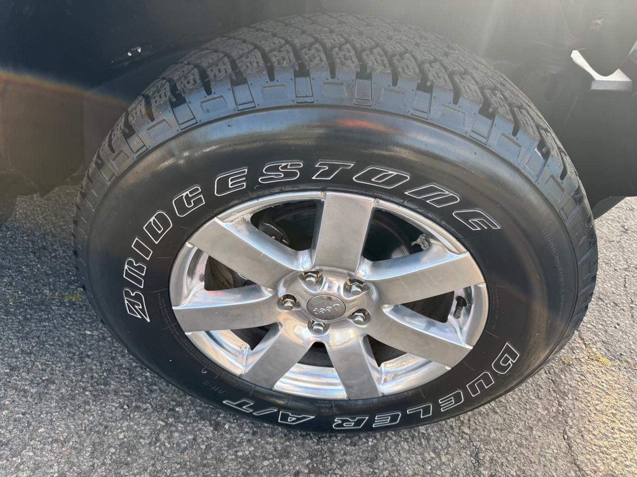 Jeep Wrangler Unlimited Sahara 4WD 2017