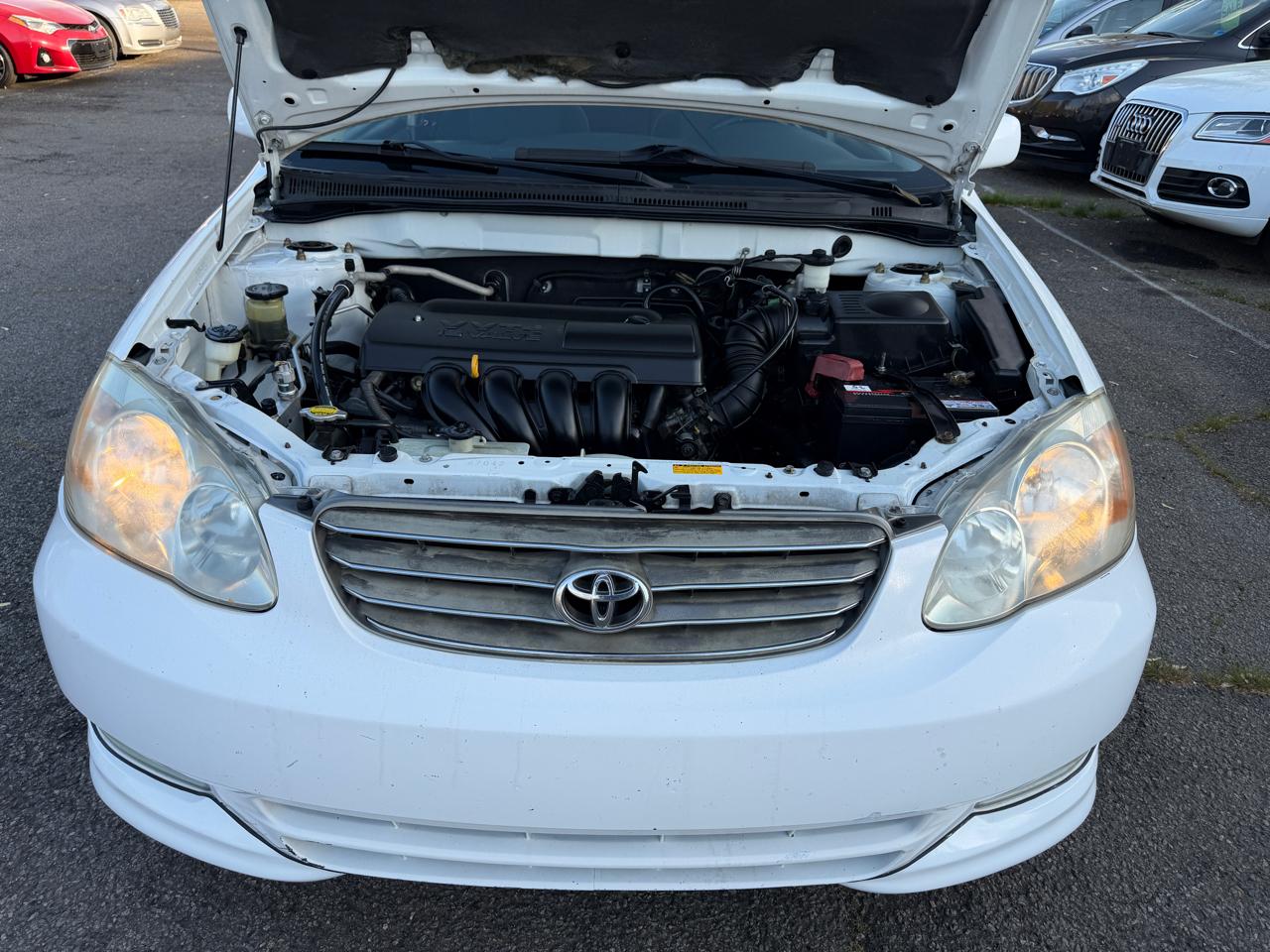 Toyota Corolla LE 2004