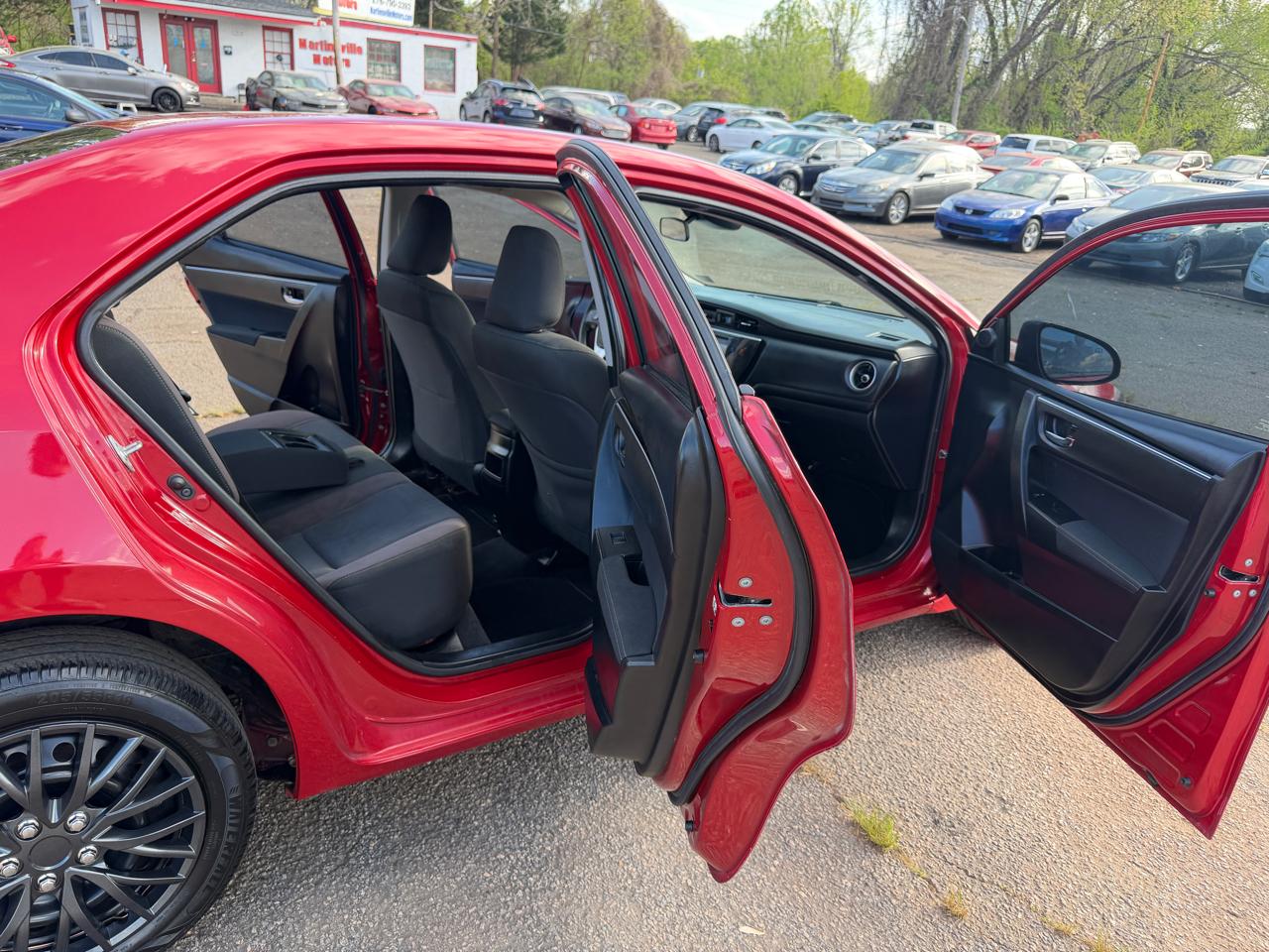 Toyota Corolla LE 2018