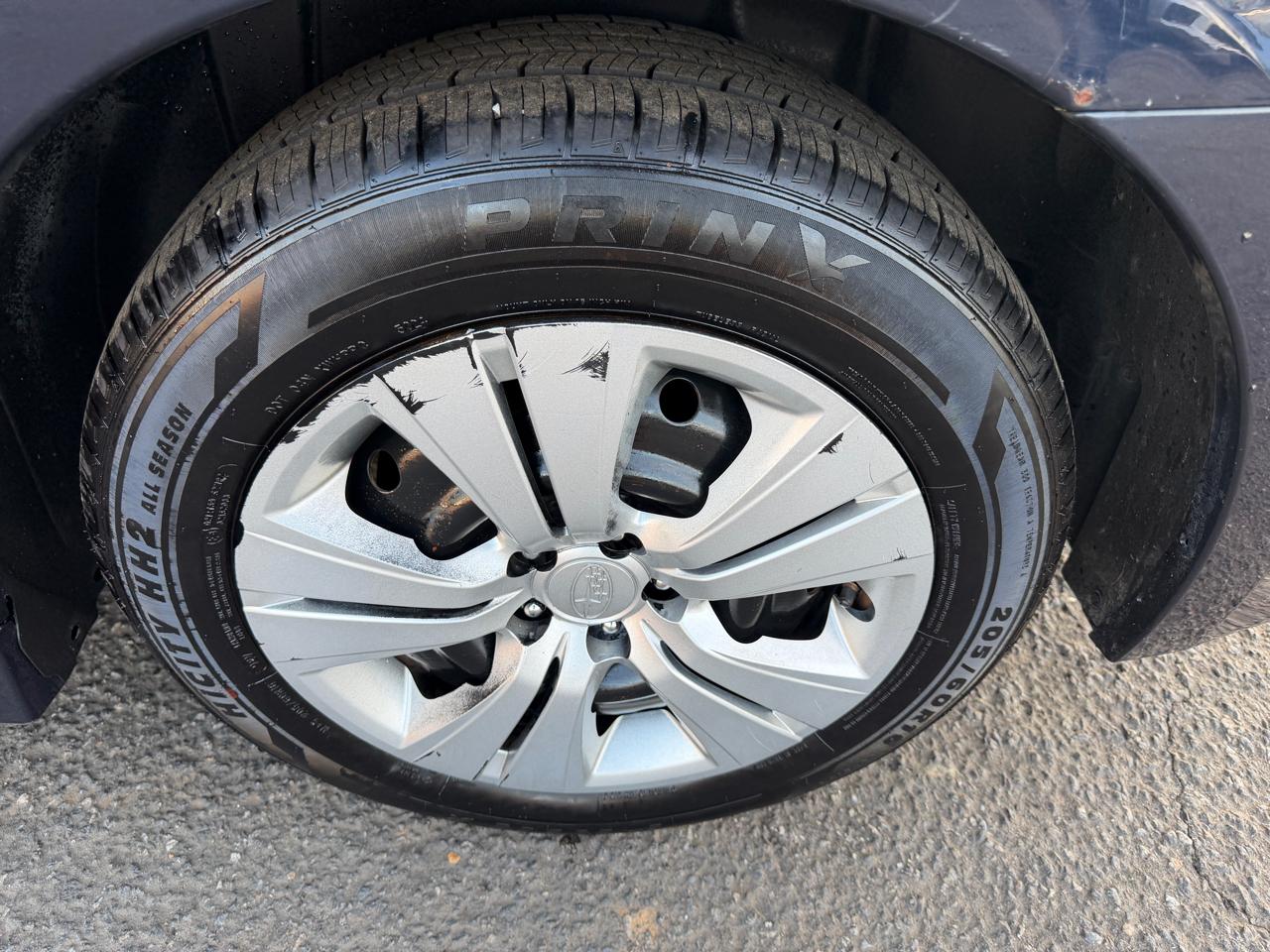 Subaru Legacy 2.5i 2012