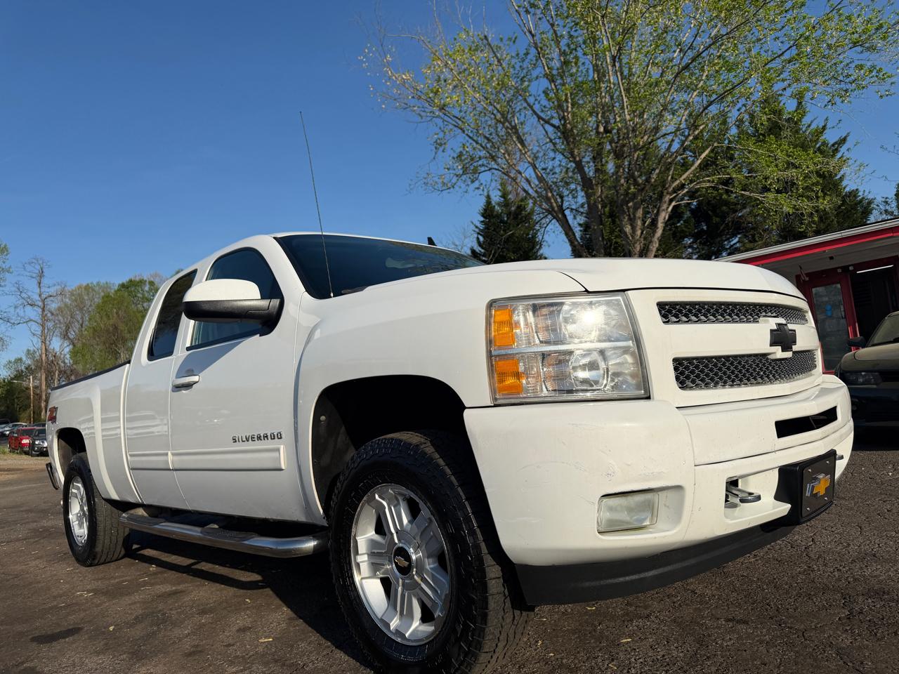 Chevrolet Silverado 1500 LT1 Extended Cab Long Box 4WD 2010