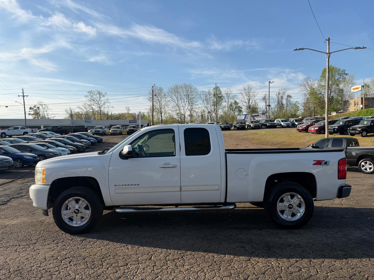 Chevrolet Silverado 1500 LT1 Extended Cab Long Box 4WD 2010