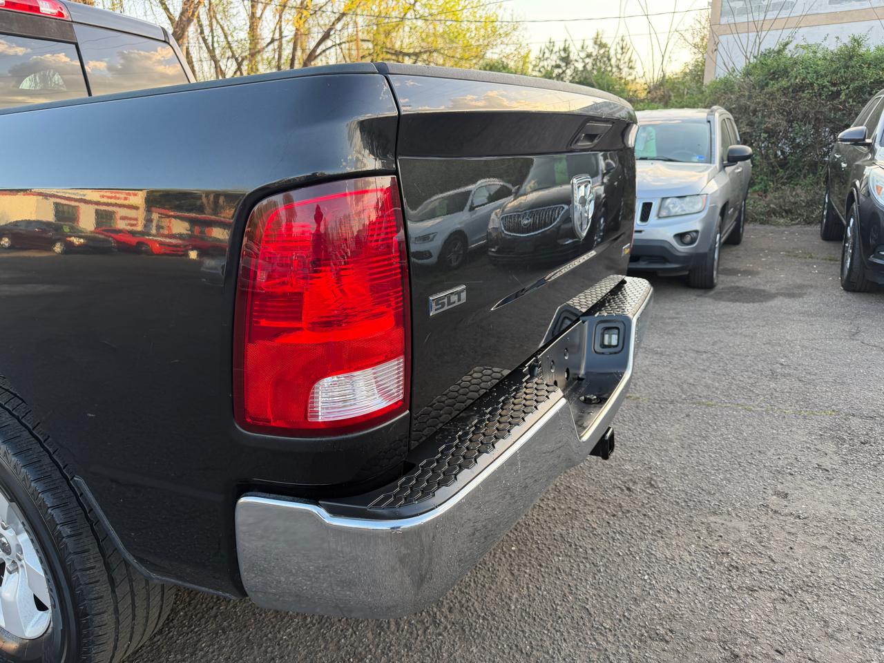 RAM 1500 SLT Quad Cab 2018