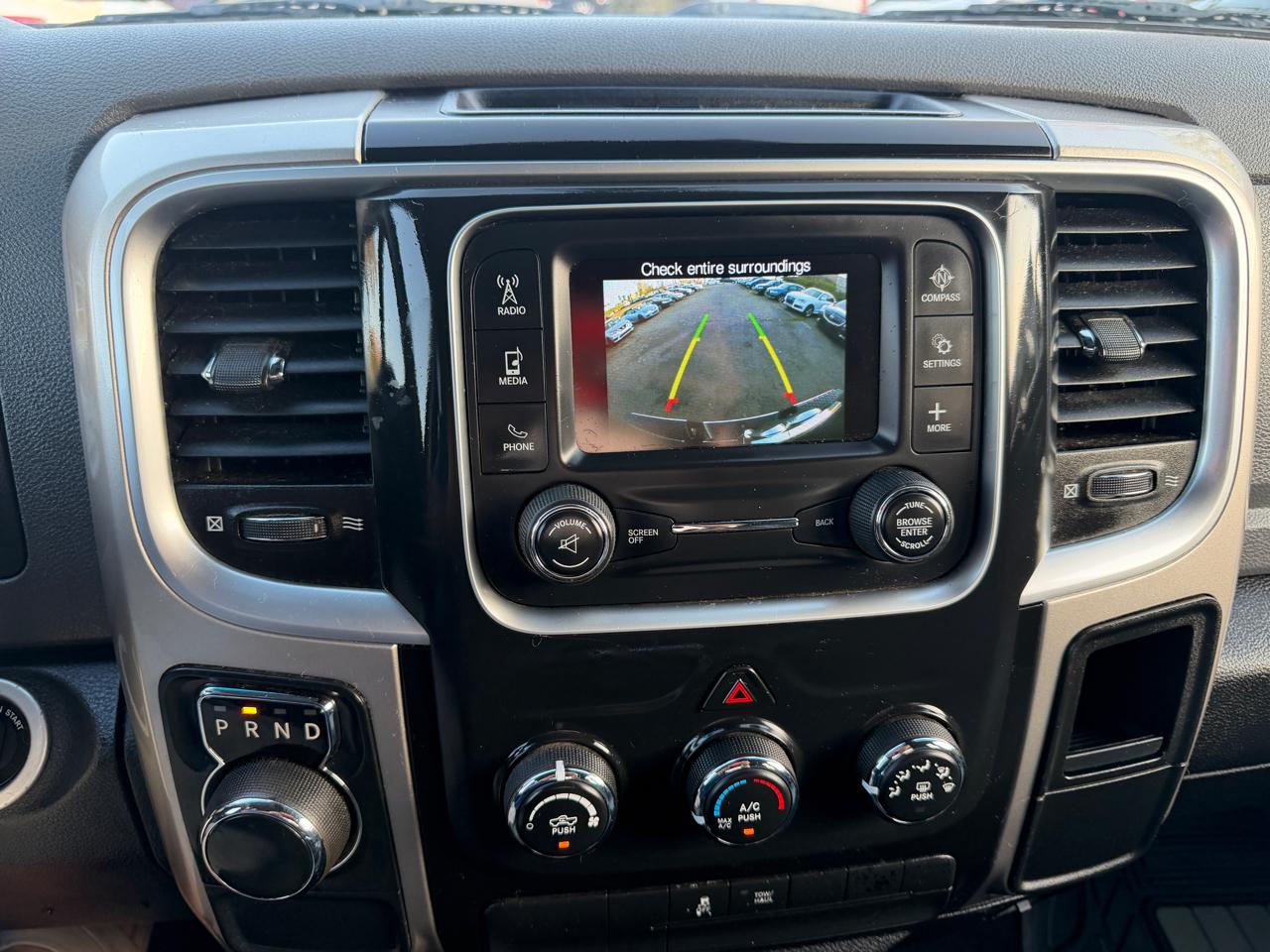 RAM 1500 SLT Quad Cab 2018