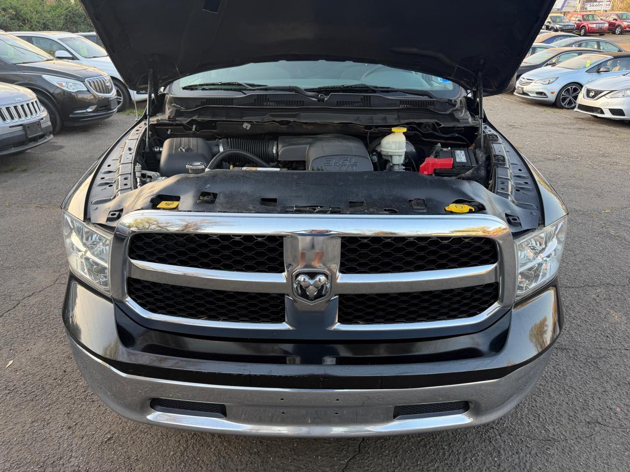 RAM 1500 SLT Quad Cab 2018