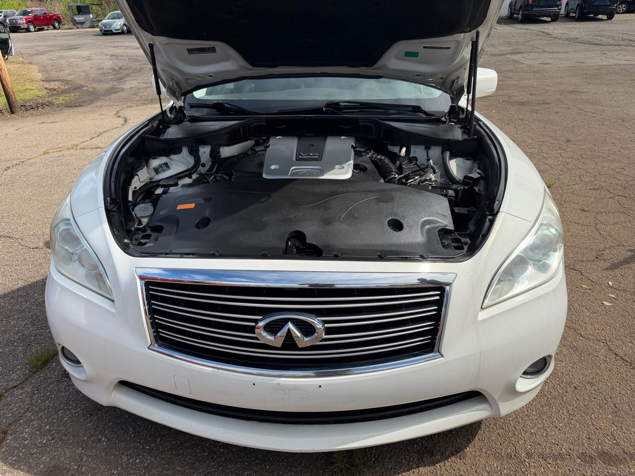 Infiniti M M37 2011