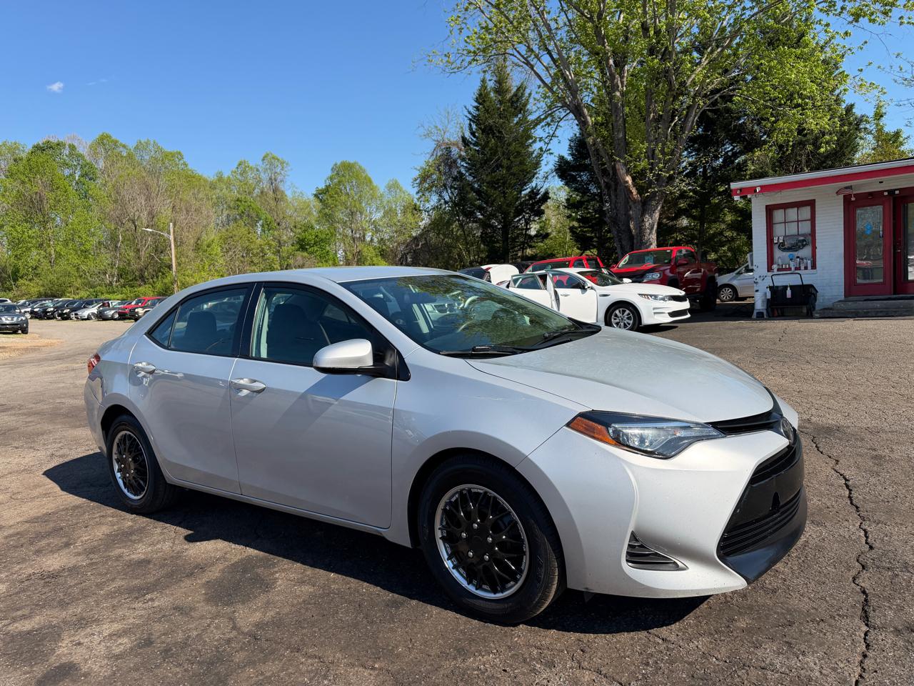 Toyota Corolla LE 2019