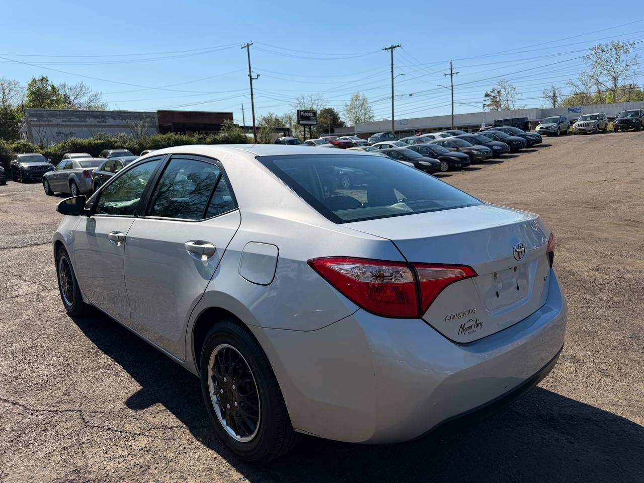 Toyota Corolla LE 2019