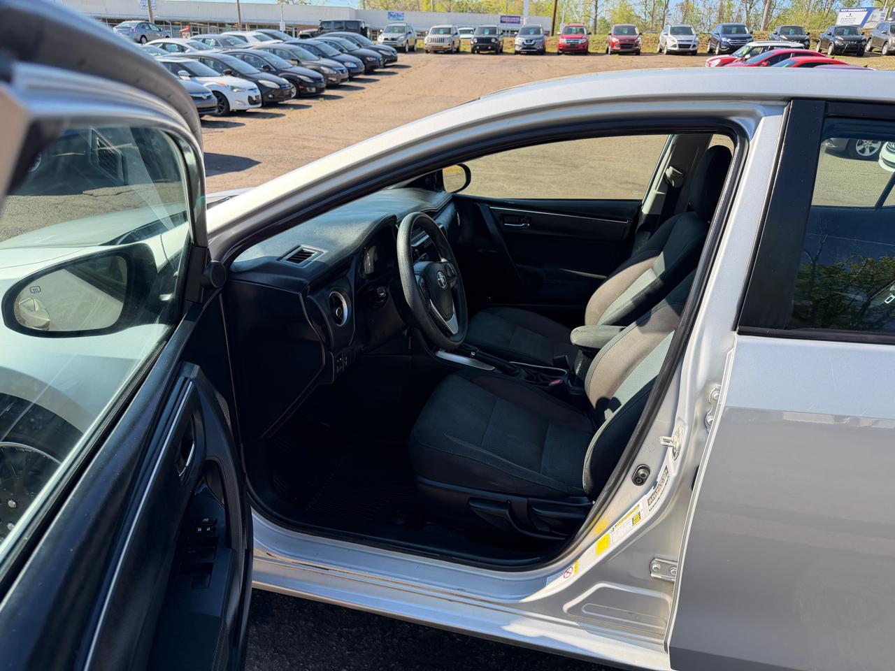 Toyota Corolla LE 2019