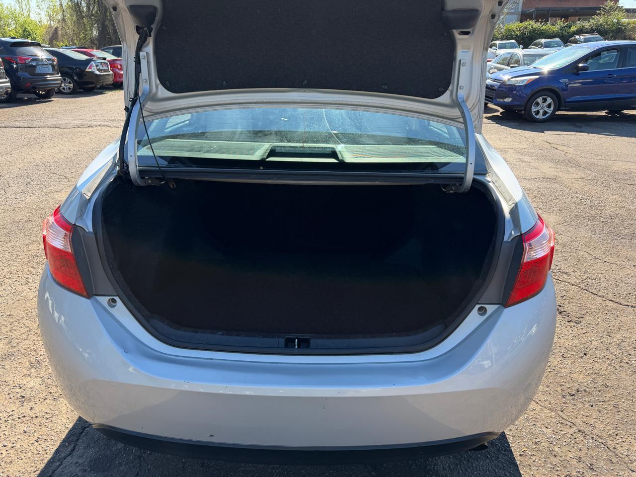 Toyota Corolla LE 2019