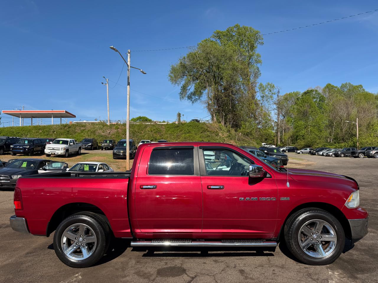 RAM 1500 SLT Crew Cab 4WD 2012