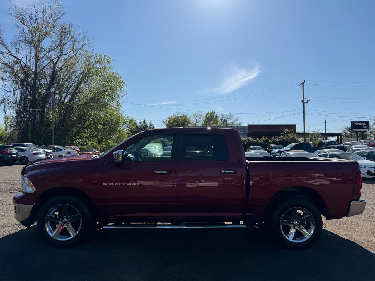 RAM 1500 SLT Crew Cab 4WD 2012