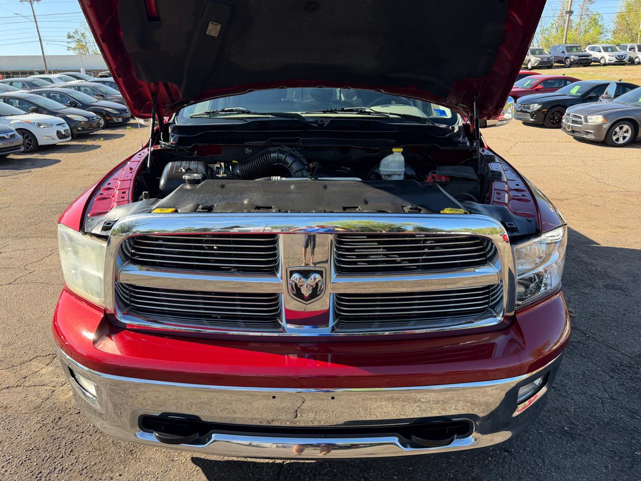 RAM 1500 SLT Crew Cab 4WD 2012