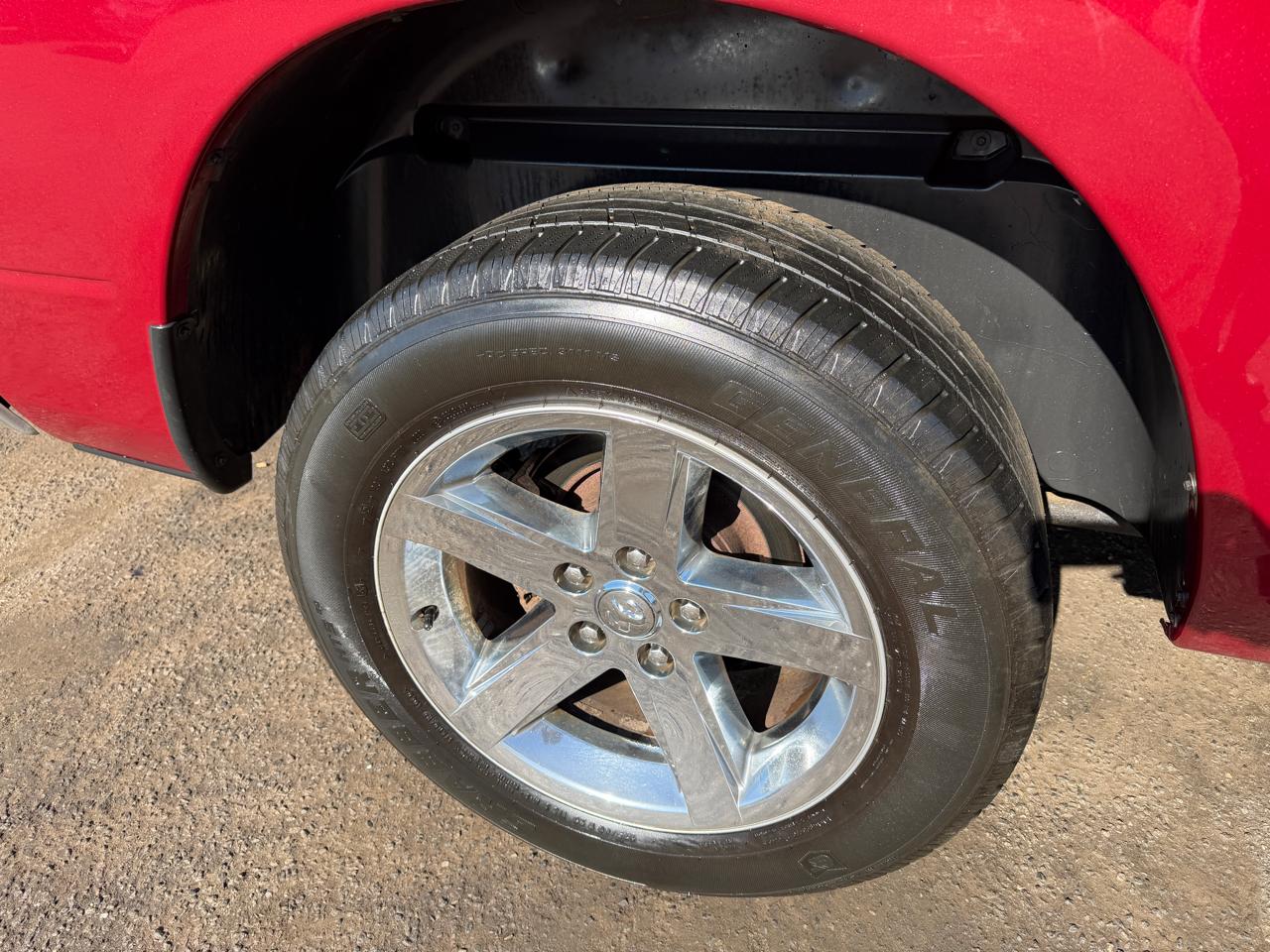 RAM 1500 SLT Crew Cab 4WD 2012