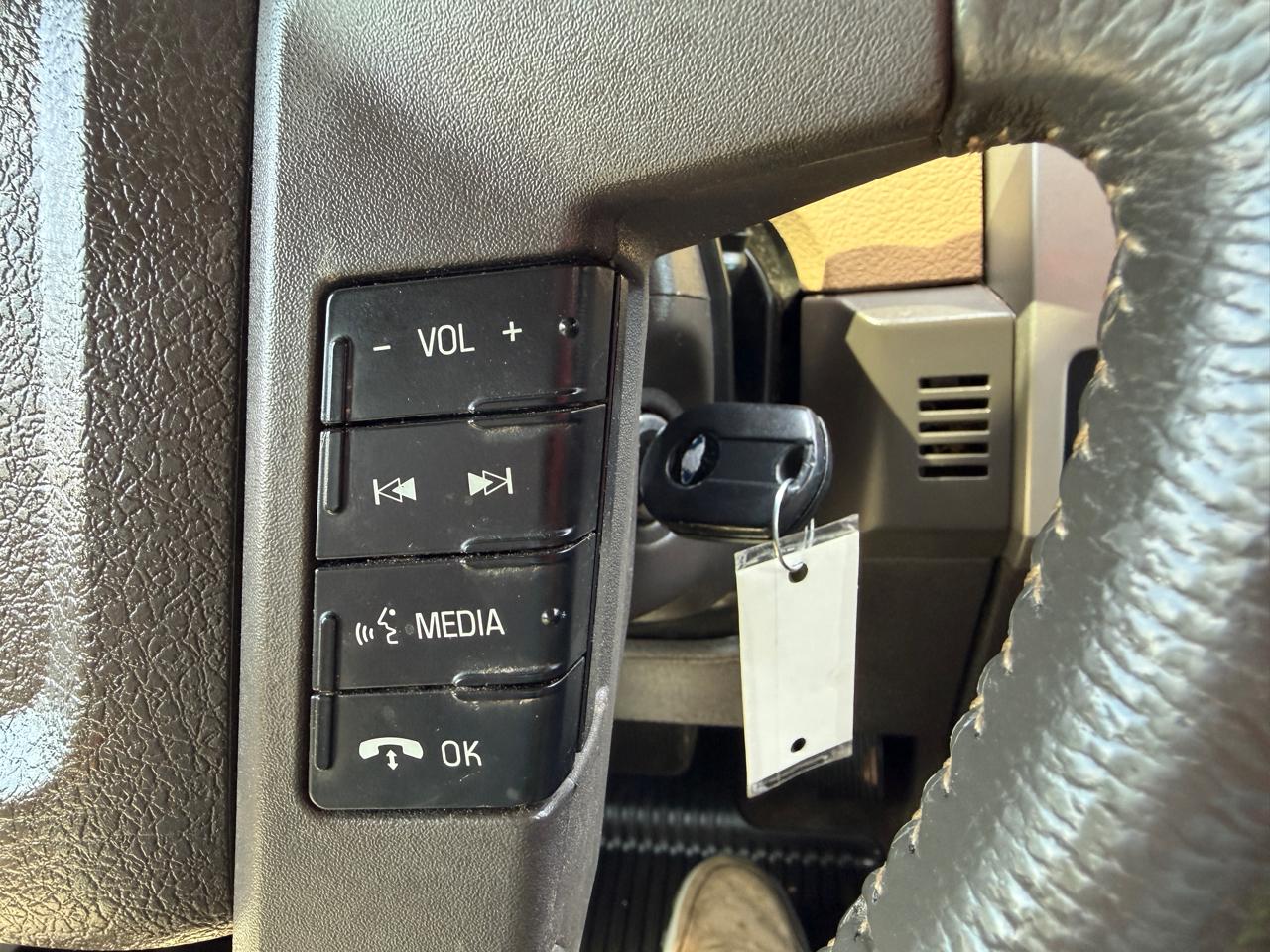 Ford F-150 Platinum SuperCrew 6.5-ft. Bed 4WD 2014