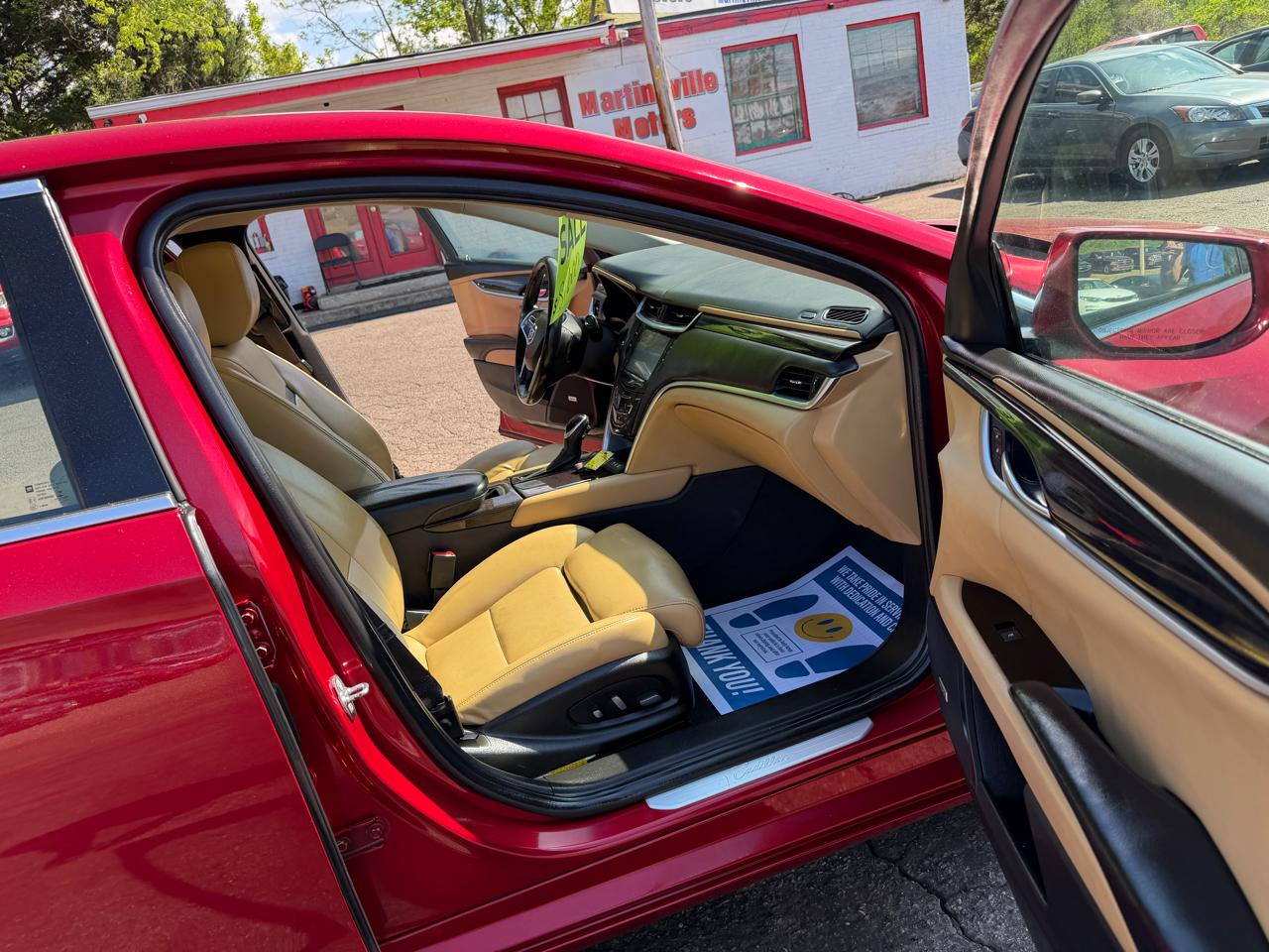 Cadillac XTS Luxury 2013