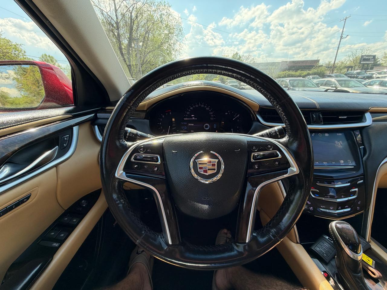 Cadillac XTS Luxury 2013