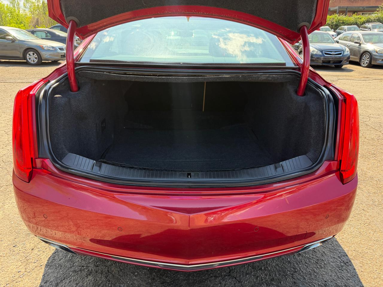 Cadillac XTS Luxury 2013