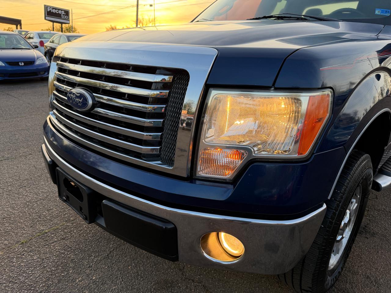 Ford F-150 XLT SuperCab 8-ft. Bed 2WD 2010