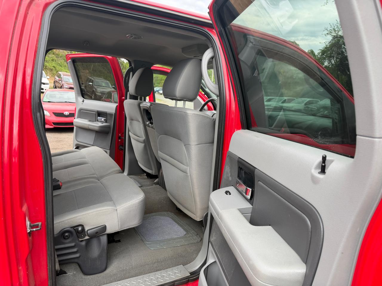 Ford F-150 XL SuperCrew Short Bed 4WD 2008