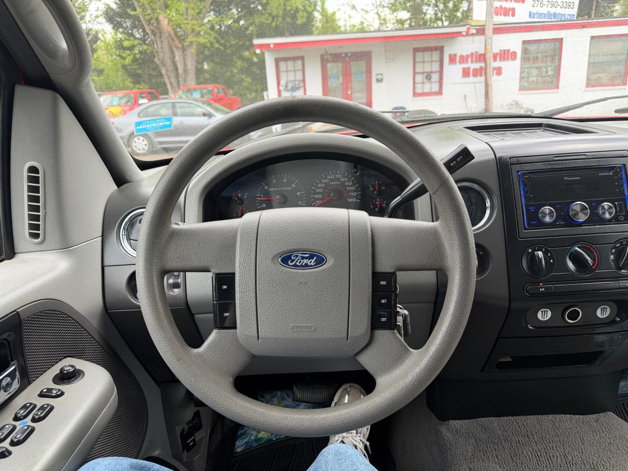 Ford F-150 XL SuperCrew Short Bed 4WD 2008