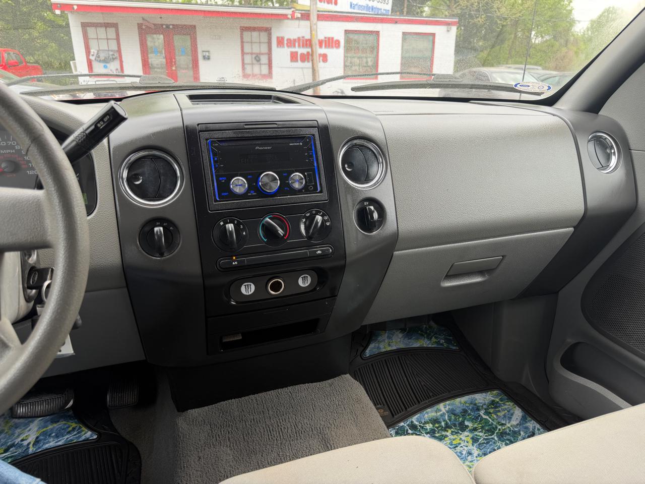 Ford F-150 XL SuperCrew Short Bed 4WD 2008