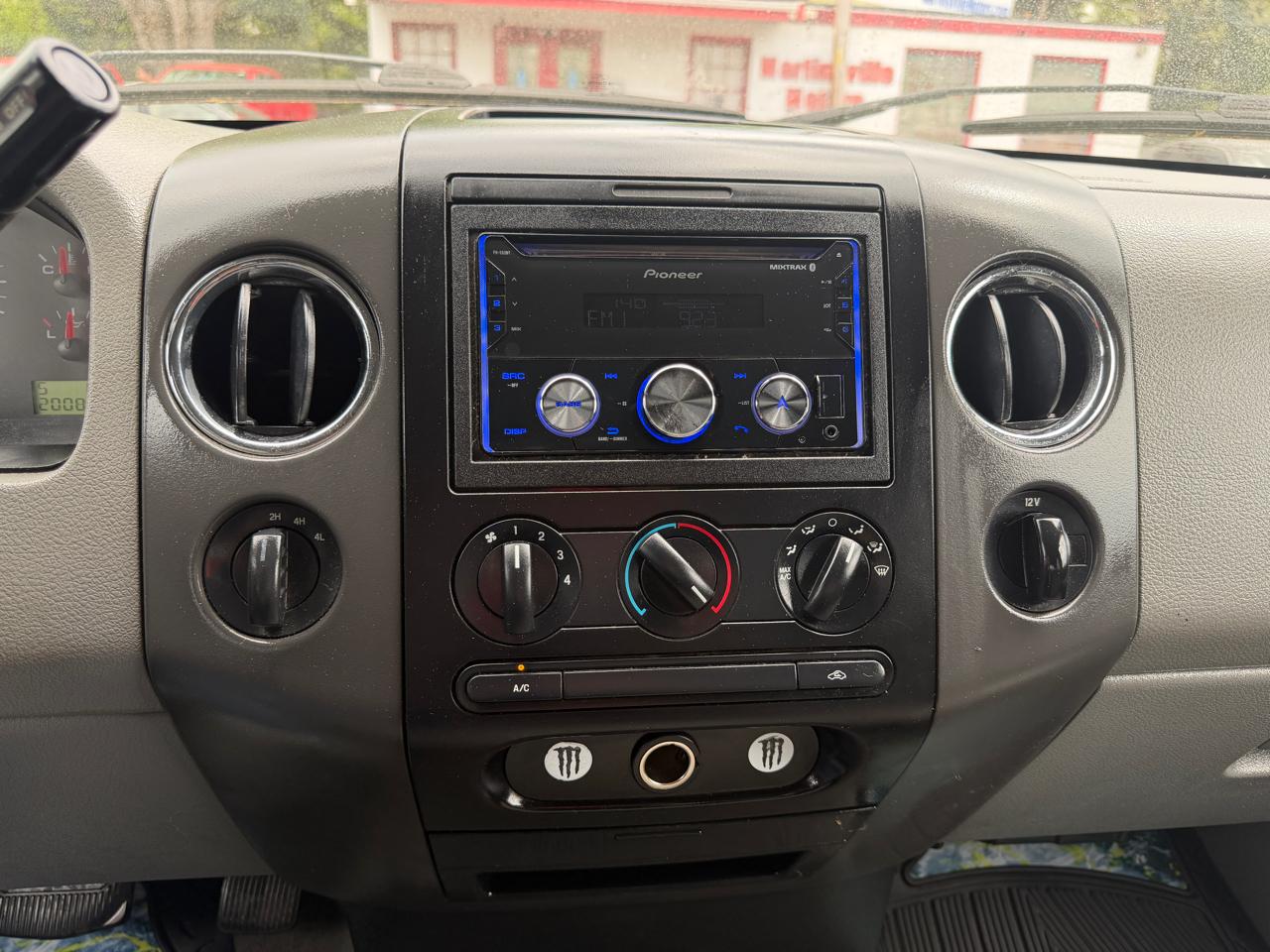 Ford F-150 XL SuperCrew Short Bed 4WD 2008