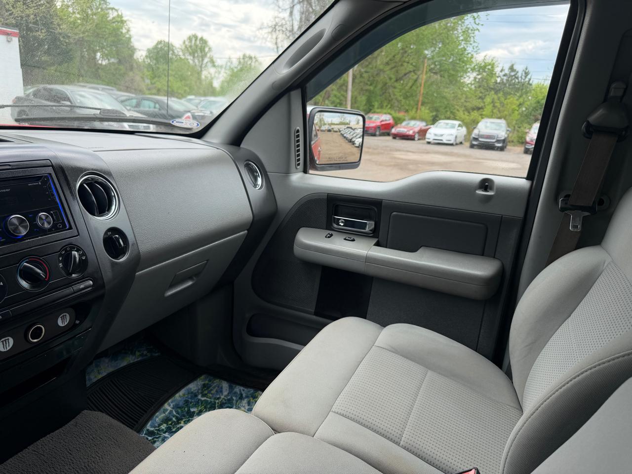 Ford F-150 XL SuperCrew Short Bed 4WD 2008