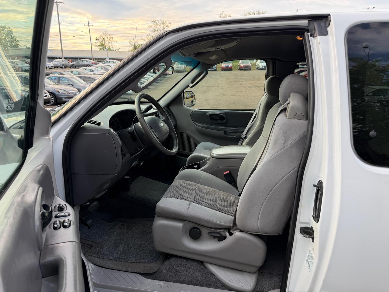 Ford F-150 Heritage XLT 2004