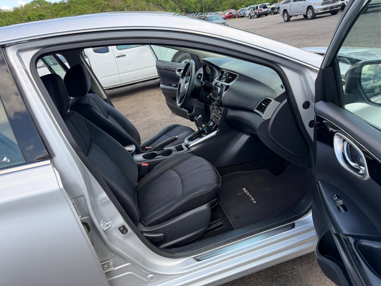 Nissan Sentra SV 2016