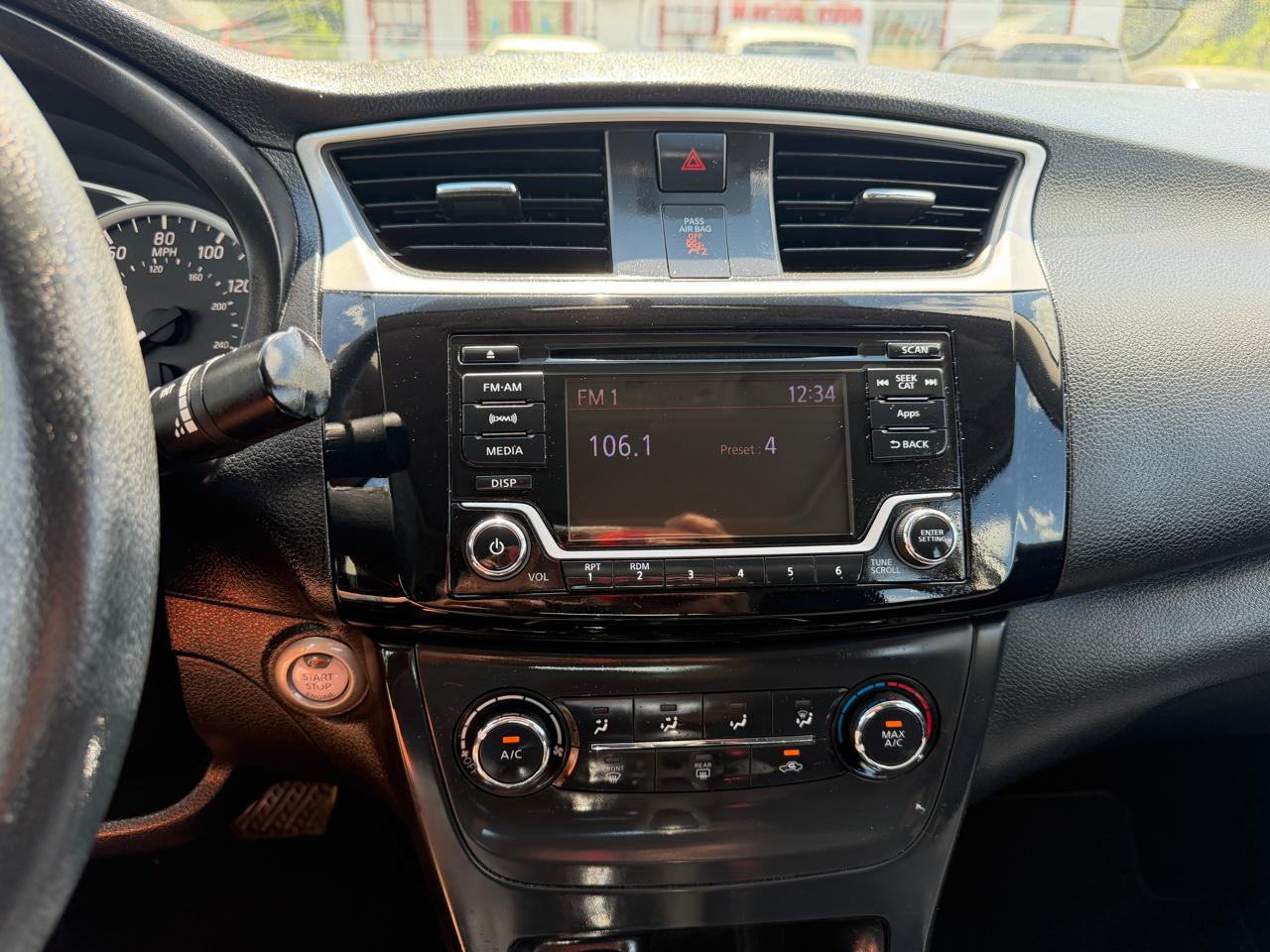 Nissan Sentra SV 2016