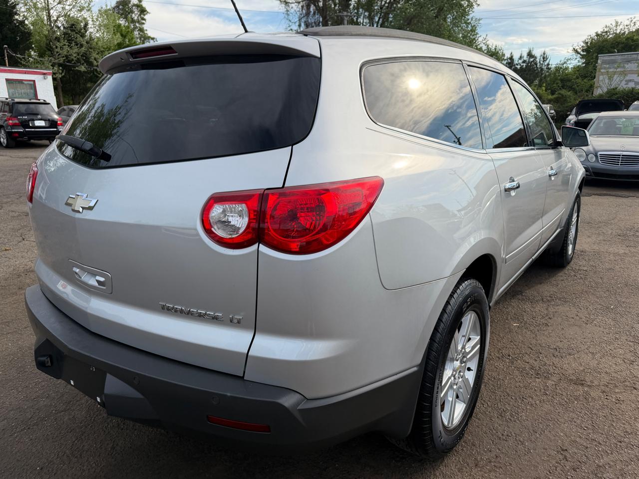 Chevrolet Traverse LT 2011