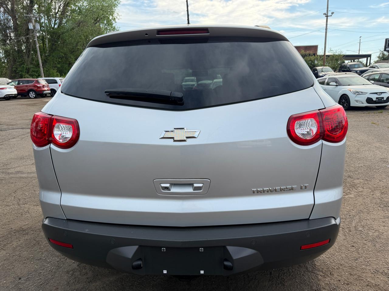 Chevrolet Traverse LT 2011