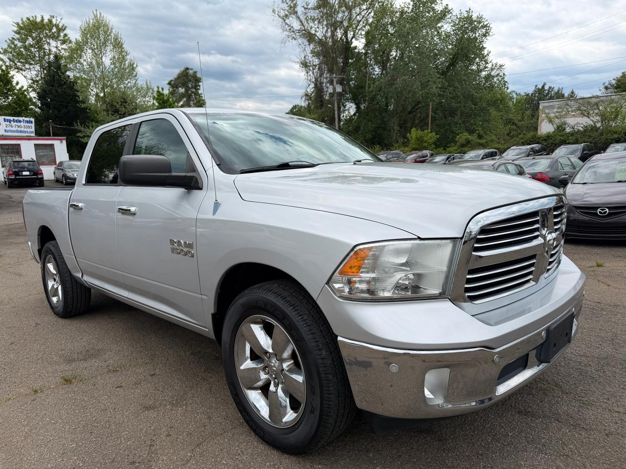 RAM 1500 SLT Crew Cab SWB 2WD 2014